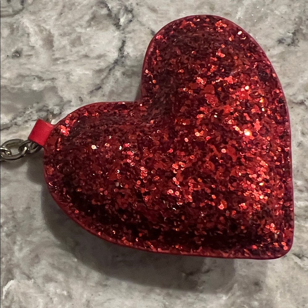 Kate Spade Key chain ♥️🩷 1/2 red 1/2 pink ~ so cute❣️ - Picture 2 of 6